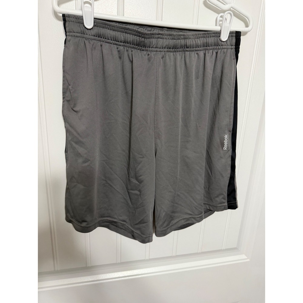 Reebok‎ Athletic Shorts Mens Medium Gray Black Performance Gym Workout Pocket